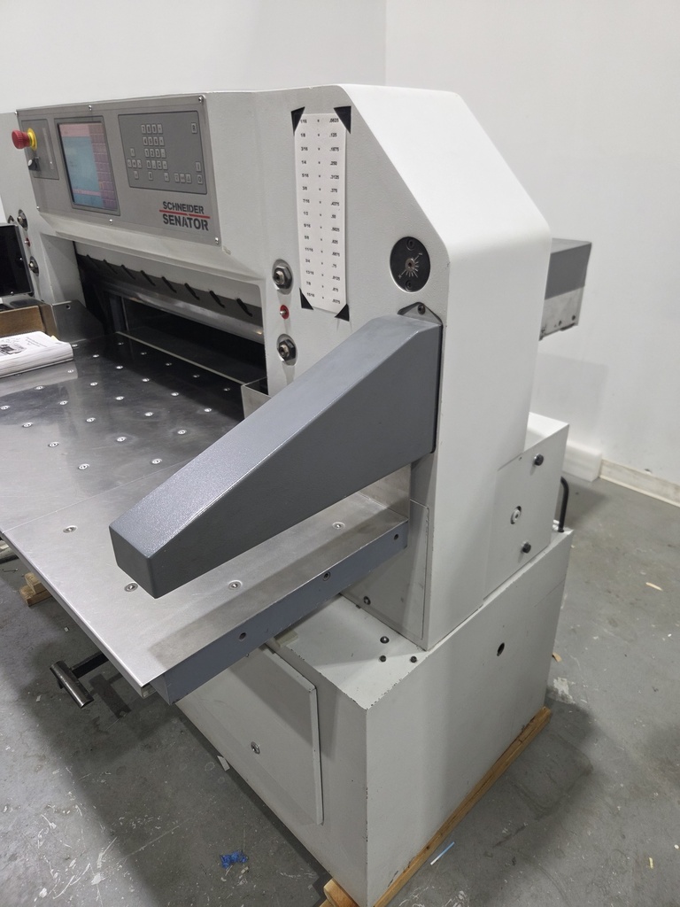 Used Schneider Senator E-line 92 Paper Guillotine 3