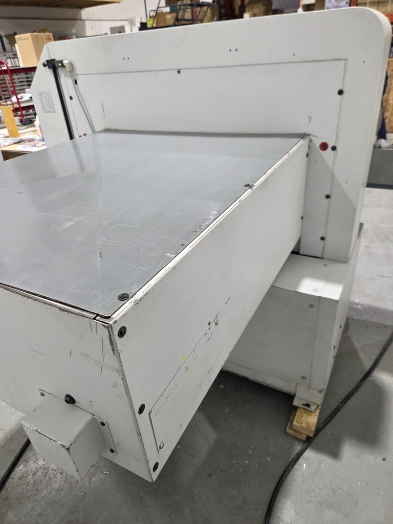 Used Schneider Senator E-line 92 Paper Guillotine 4