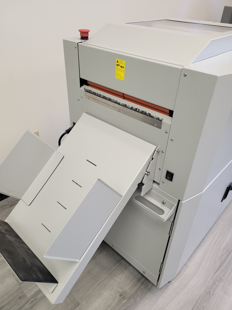 Used GW PT 33LSC Automatic Laminator