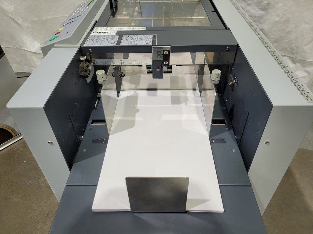 Used Standard Horizon PF-40L Auto Suction Feed Table-Top Folder